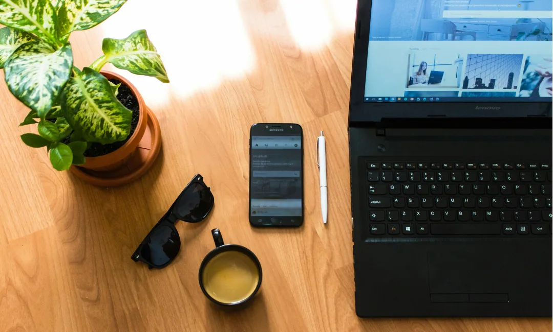 Lenovo V15